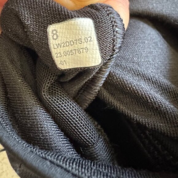 Lululemon Envital Bra, Medium Support, B/C Cup in Black, Size 8 - Picture 11 of 11